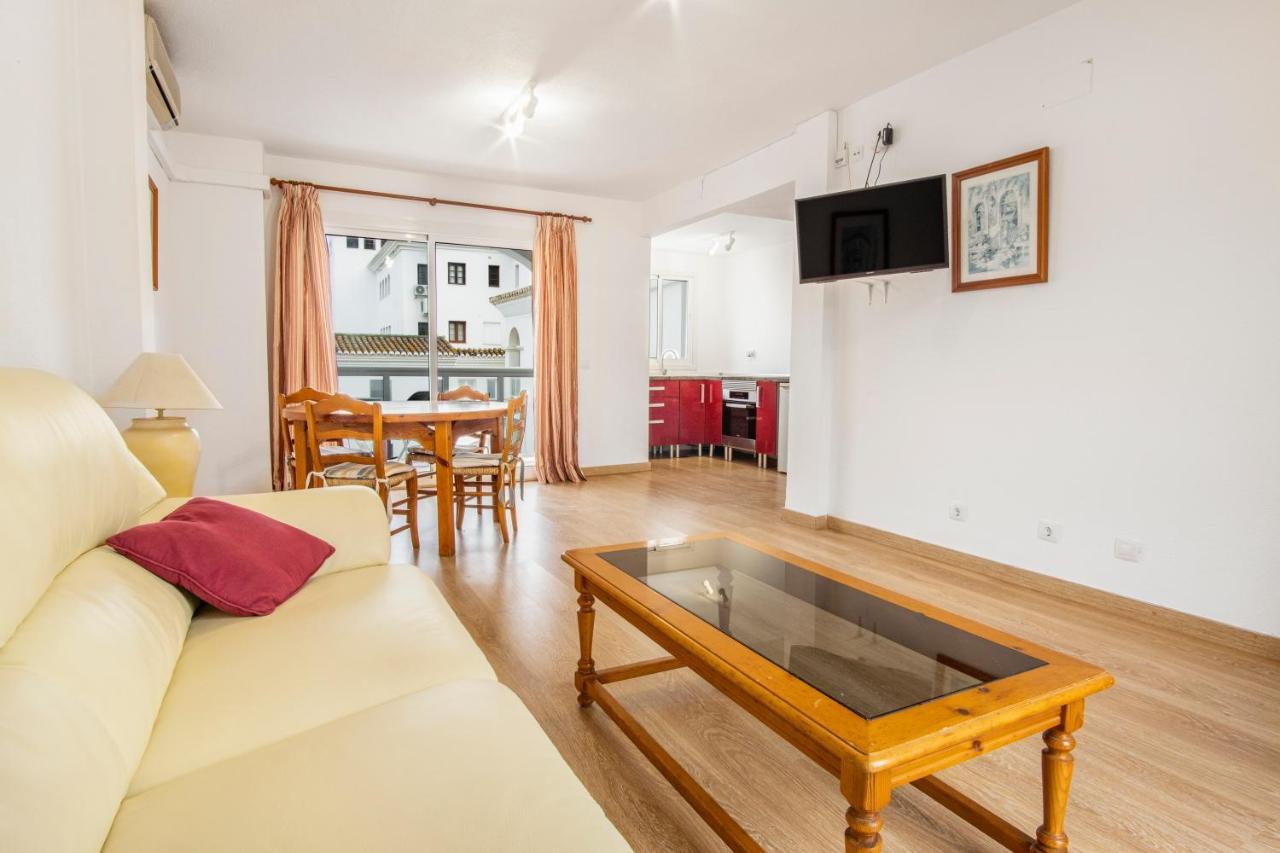 Duquesa Harbour Club Aparthotel Manilva Exterior photo
